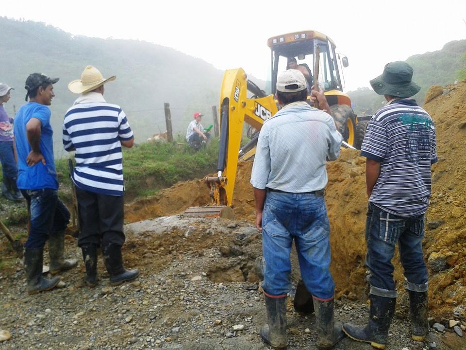 MEJORAMIENTO DE V�AS TERCIARIAS CON PARTICIPACI�N COMUNITARIA